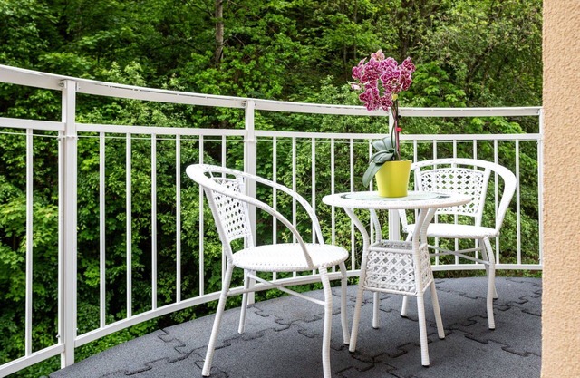 Nice apartment for 4 people with WIFI, TV, balcony and pets allowed