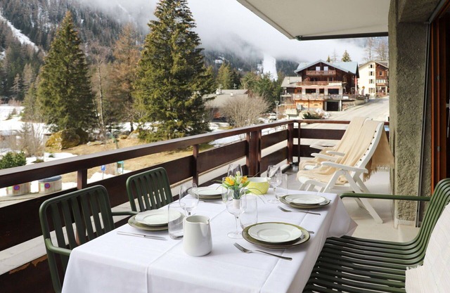 Nice apartment for 5 guests with WIFI, TV, terrace and pets allowed