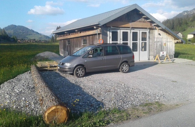 Nice apartment for 9 people with WIFI, TV, balcony and pets allowed