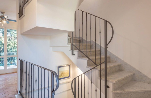 Nice apartment for 6 people with TV, balcony, pets allowed and parking