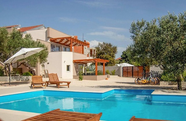Nice apartment in Bibinje with WiFi