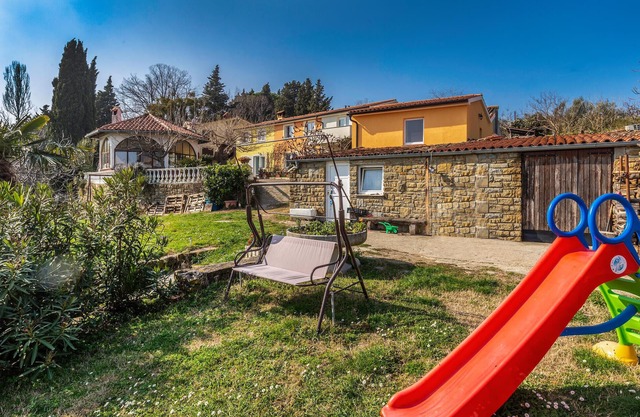 Nice apartment in Piran with kitchen