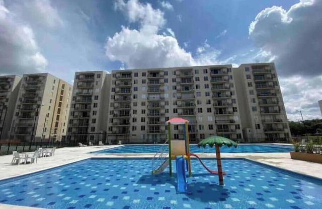 Nice apartment in Ricaurte with 2AC and parking space.