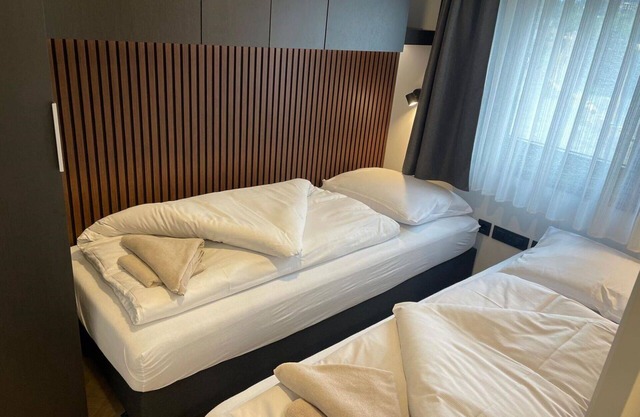 Nice apartment in villa for 4 people with WIFI, TV, terrace and parking