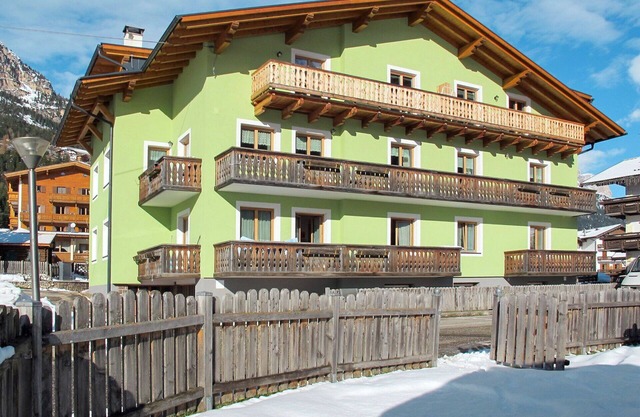 Nice apartment for 8 people with WIFI, TV, balcony and pets allowed