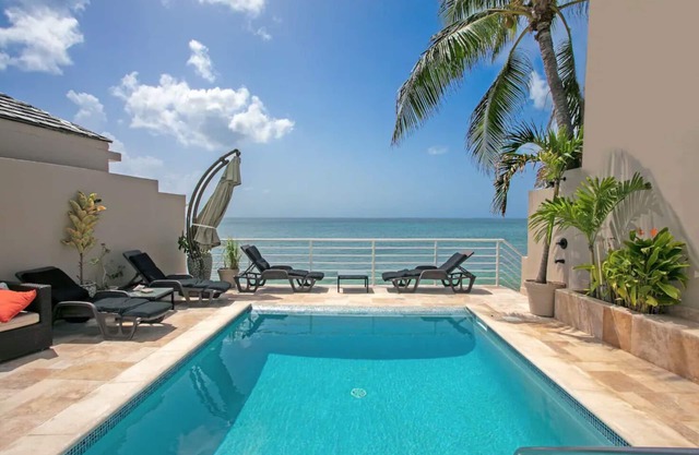 Nice & Cosy 3BR Villa with private pool/Ocean View and beach access