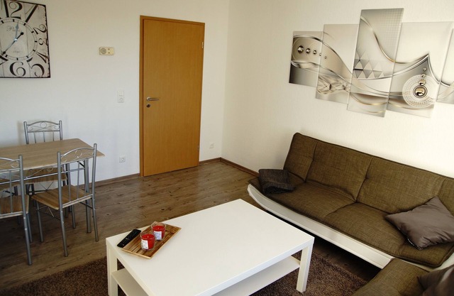 Nice, cozy 3-room top floor apartment in Plagwitz