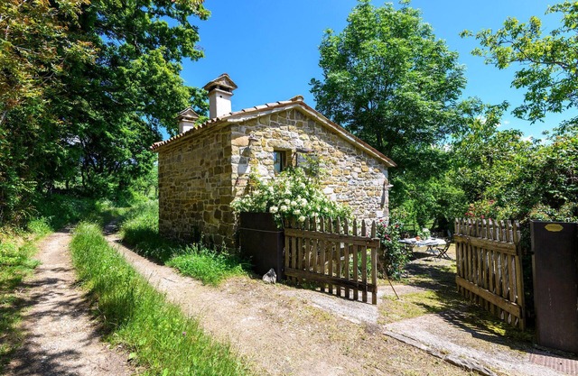 Nice home in Villagrande di Monteco