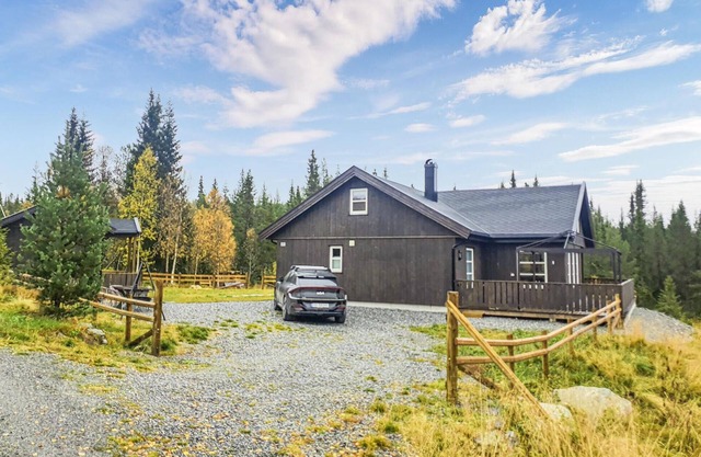 Nice home in Hemsedal with sauna