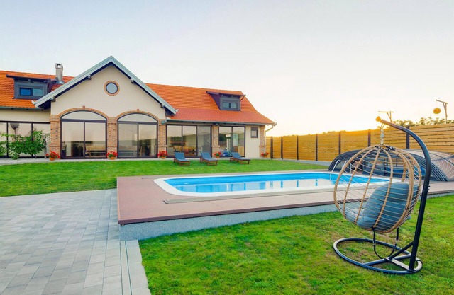 Nice home in Karanac with sauna