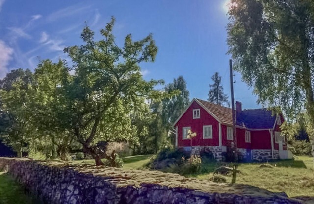 Nice home in Lönsboda with WiFi