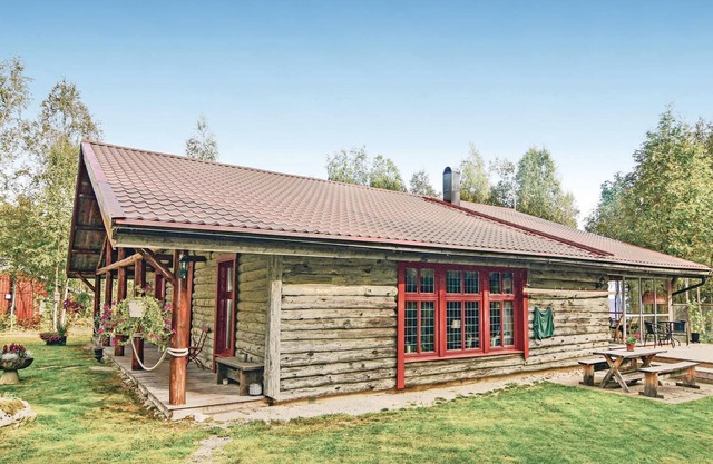 Nice home in Mellerud with sauna