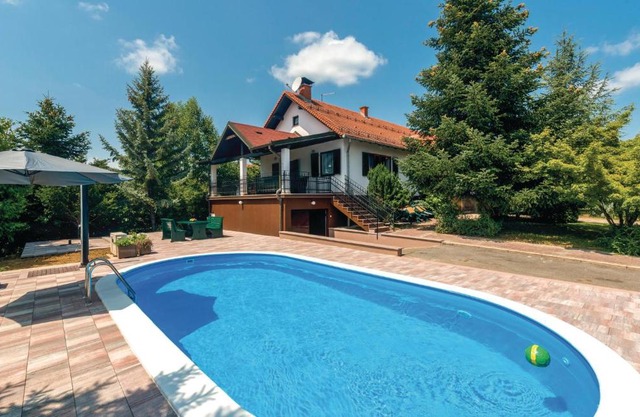 Nice home in Ovcara with 2 Bedrooms, WiFi and Heated swimming pool