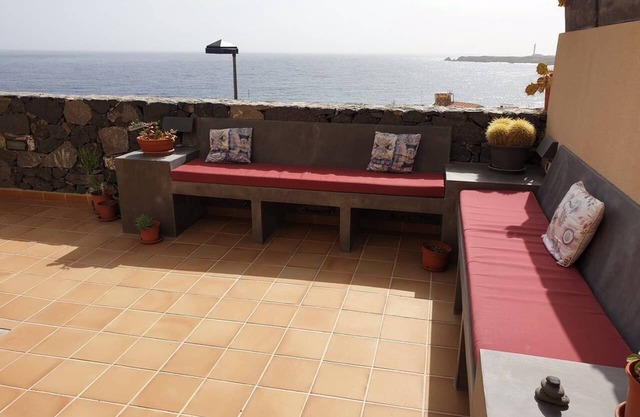 Nice new Duplex with big terraces, whith very nice seaviews. For your relax