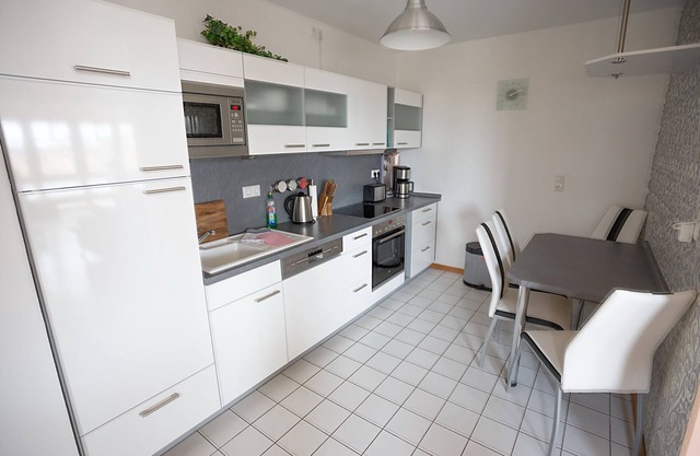 Nice quiet apartment with a view of the water and free WiFi