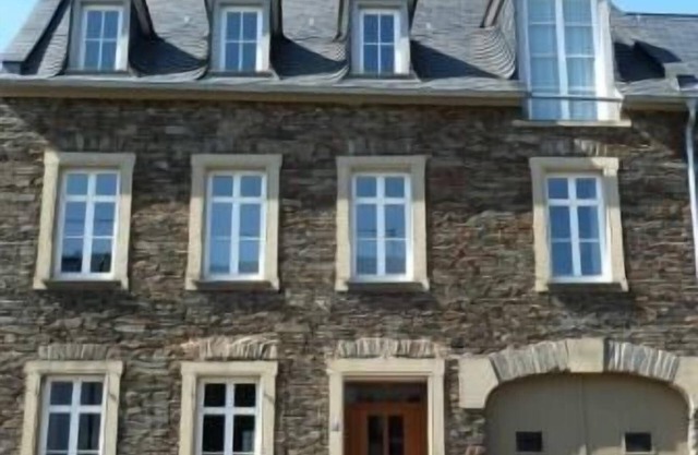 Nice renovated winemakers house with garden