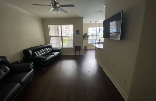 Nice Spacious 1br Near the Galleria Area