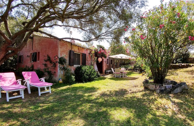 Nice Villa with large garden - Costa Smeralda - Sardinia