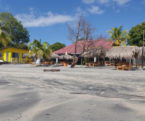 NICO'S BEACH PANAMA