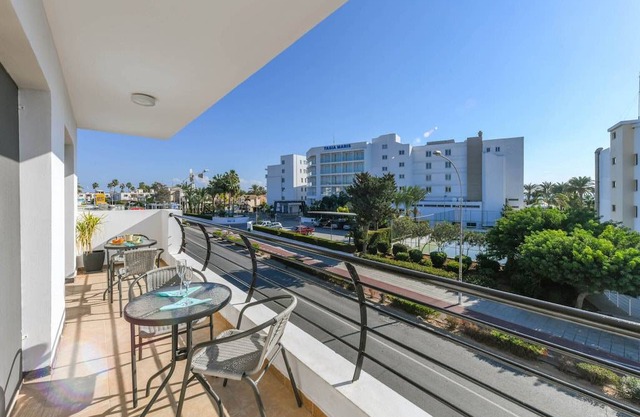Nissi Beach Apartment 2 - Two bedroom apartment close to Nissi Beach