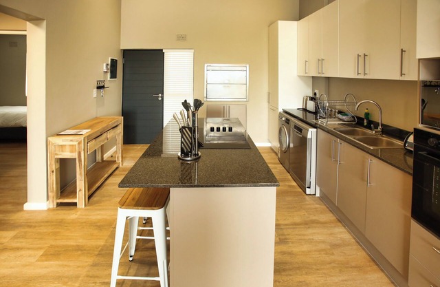 Nivica Lifestyle Living 64, Langebaan 4-Sleeper