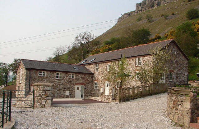No 2 Panorama Cottages