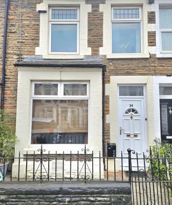 No 34 - Cardiff City location - free parking- sleeps 6