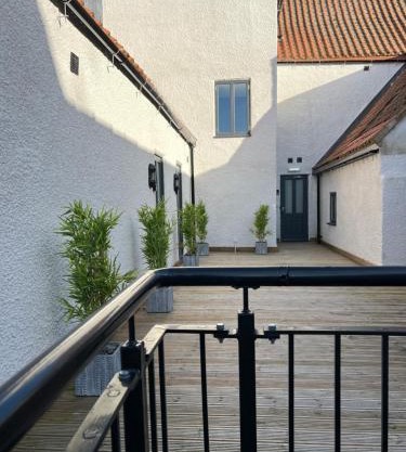 No 8 Plants Yard Modern studio in Worksop