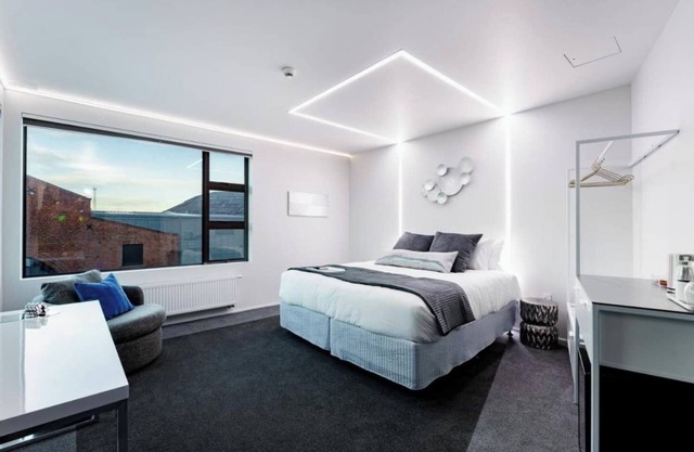 No Fuss Studio Room by Aotearoa Escapes