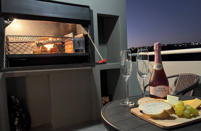 No Loadshedding Luxury apartment with AC in Mossel Bay