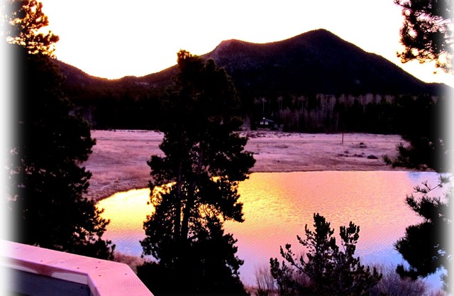 NO Smoking, Peaceful Rocky Mountain Lake Home - Close to Parks, Denver, Boulder