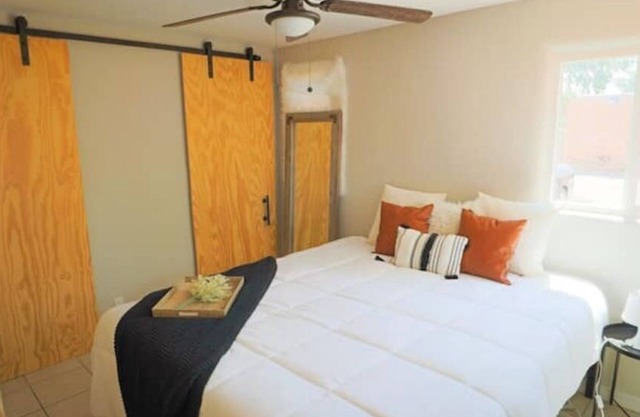Nob Hill/UNM⭐️Unique Remodeled Apt🛏️King Bed