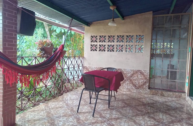 NOE AND Amas Beautiful air Conditioned Villa at El Nazareno