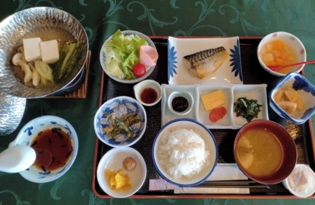 Nonsmoking 2 people Main building Westernstyle twin room 2 meals included plan/Rishirigun Hokkaidō