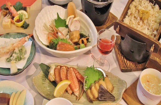 Nonsmoking JapaneseWestern room breakfast and/Rishirigun Hokkaidō