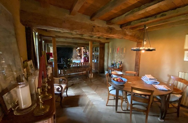 Norman cottage with sauna, fireplace and garden