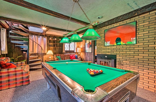 North Creek Chalet w/Fire Pit Near Gore Mountain!