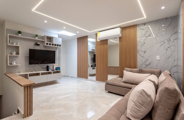 North Medellin Luxury Cozy and Classy Apartment near Downtown