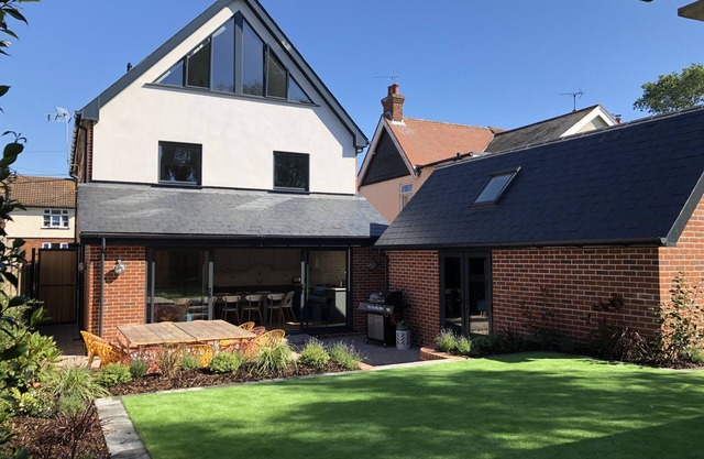 North South - Five Bedroom House, Sleeps 10