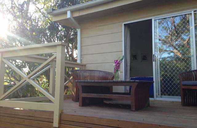 Northern Beaches Bargain! House + Guest House ❈ Surf beach ❈ Lush kids backyard