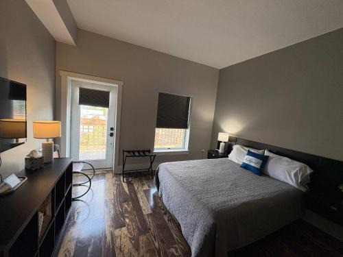 Northport Inn Boutique Hotel R205