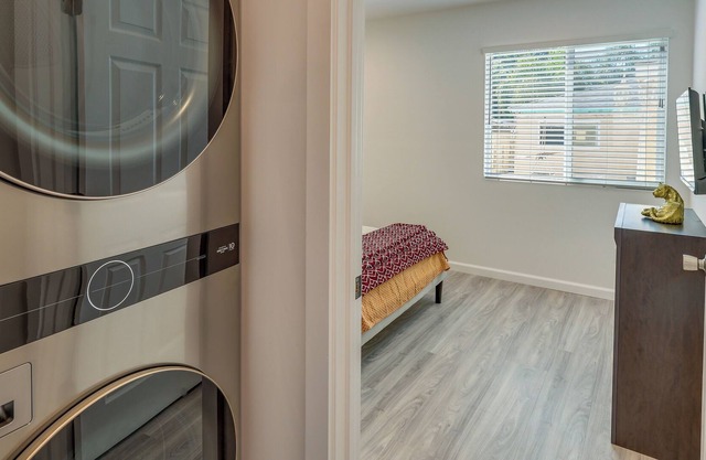 Northridge Vacation Rental ~ 25 Mi to Downtown LA!