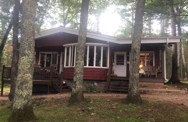 Northwoods Best @ Amazing Grace Retreat Convenient access to Snowmobile trails!