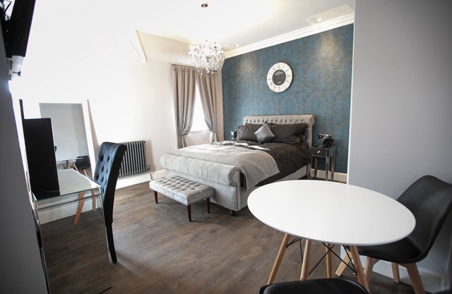 Norwich Cathedral Apartment - Number 82 The Unthank