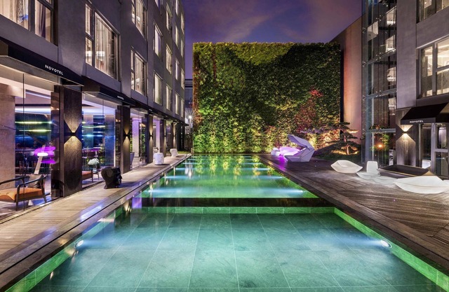 Novotel Yangzhou Slender West Lake