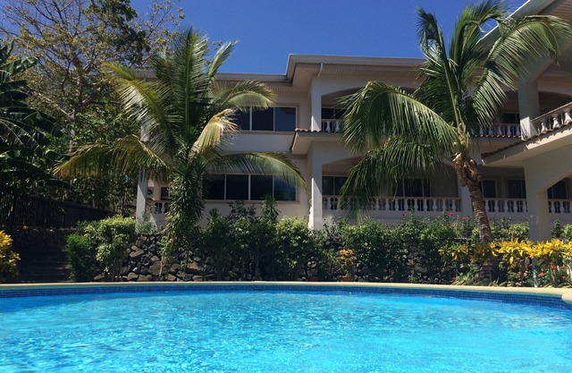 Now Thru Oct 31st receive a 40% discount when booking one month stay