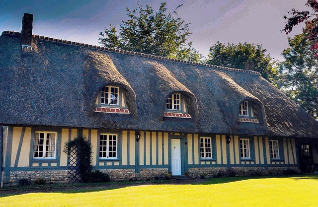 nThe Cottage of the Thorn * Hiking * Golf * Bison & Wolves * 20km from the sea *