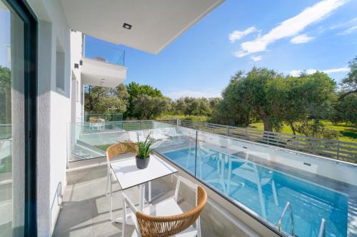 Nuevo Suites