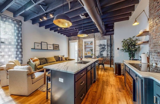 NuLu Luxury Home 6 BR/4 BA Private Yard/Parking