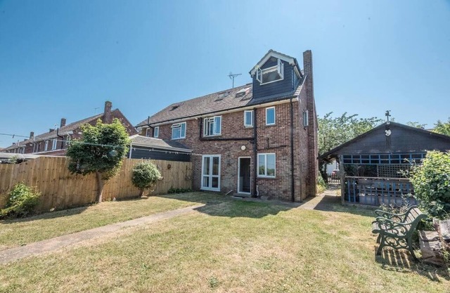 Number 27, Alderton